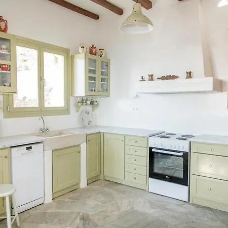 Nyaraló Dianella House - *