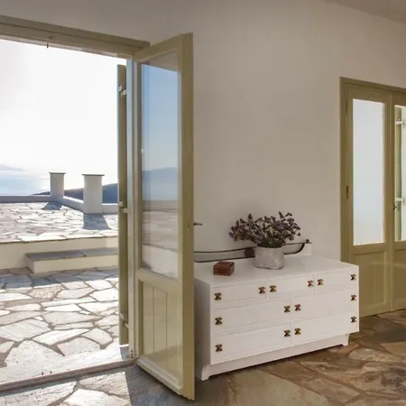 Nyaraló Dianella House - *